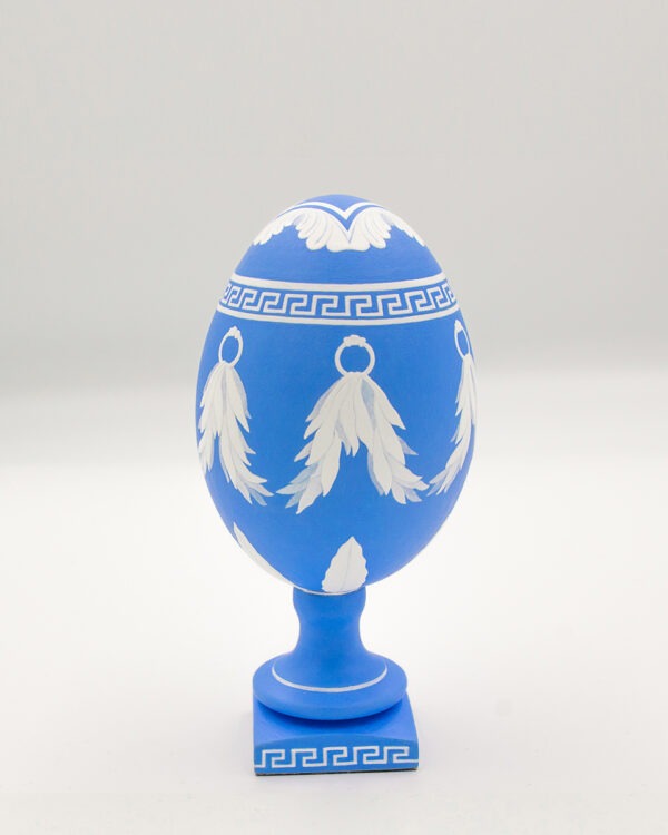 This is a white and blue egg art decorations goose eggshell